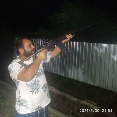  ,   Rusik, 38 ,   ,   