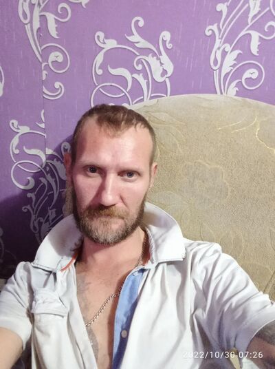  -,   Anton, 45 ,   ,   