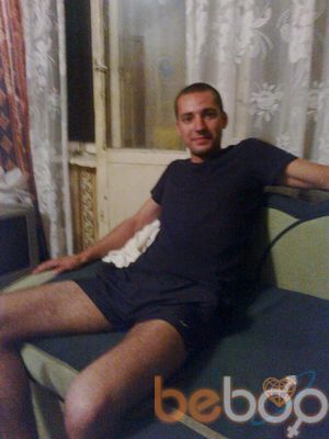  ,   Deker, 39 ,  
