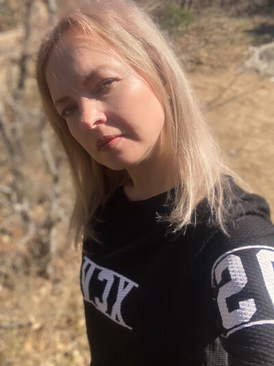  ,   LADY WINTER, 48 ,     , c 