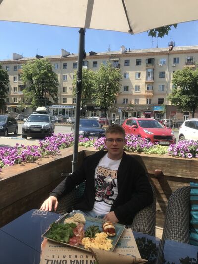  ,   Artur, 28 ,   ,   , c 