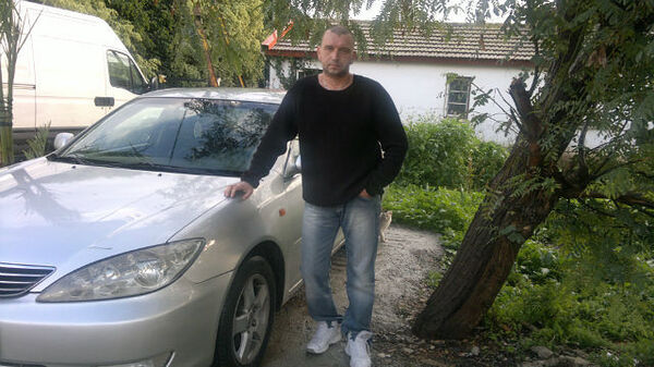  Holon,   Alex, 47 ,   
