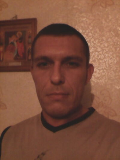  ,   Victor, 45 ,   