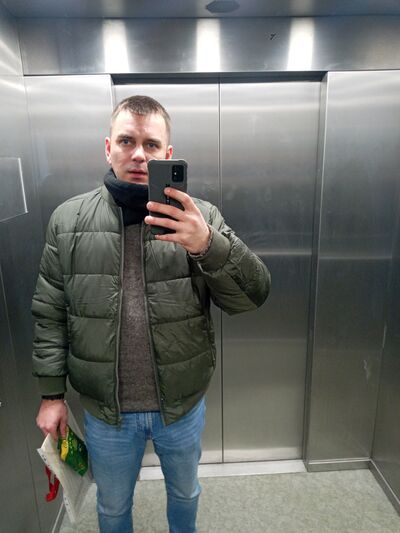  ,   Dima, 37 ,   ,   
