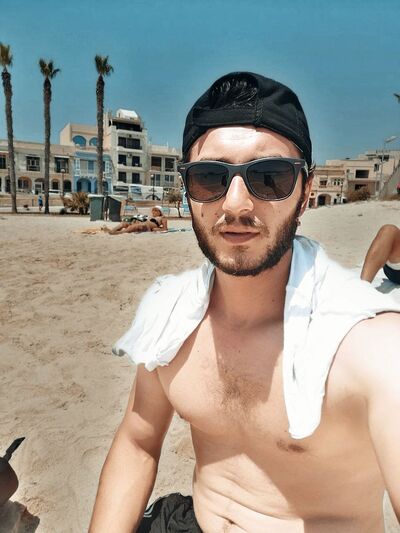  ,   Irakli, 32 ,   ,   