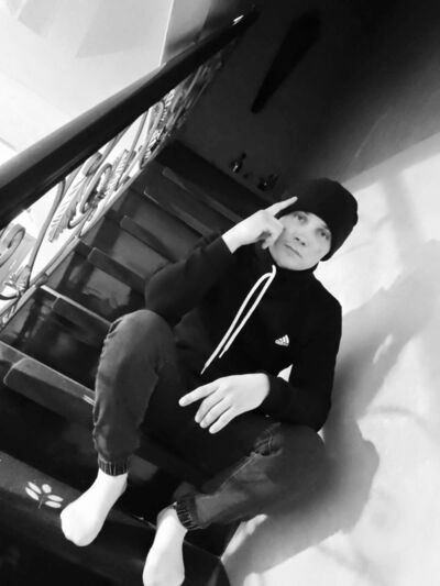  ,   Sanya, 32 ,   ,   , c , 
