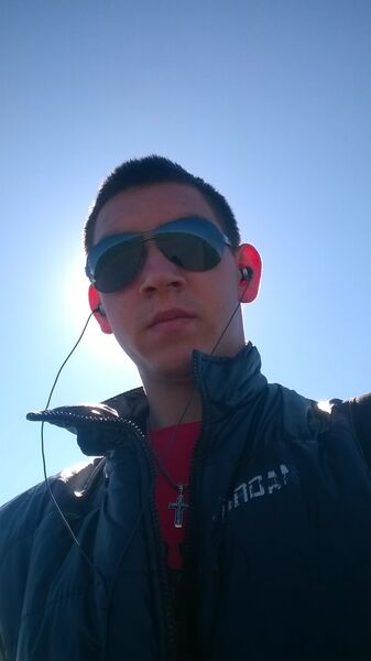  ,   Neonss, 31 ,   