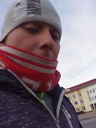  ,   Vitalik, 33 ,   