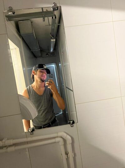  ,   Samir, 28 ,   ,   