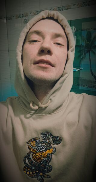  -,   Artem, 32 ,     , c 