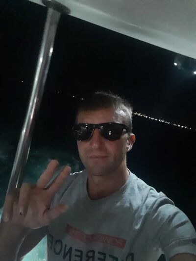  ,   Pavel, 35 ,   ,   