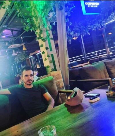  ,   Hakan, 31 ,   ,   