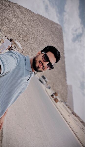  ,   Salman, 24 ,   c 