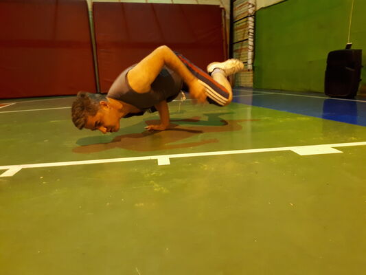  ,   AAA, 50 ,     , c 