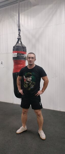  ,   Anton, 35 ,   c 