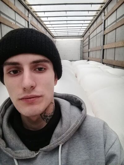  ,   Nikita, 22 ,   ,   