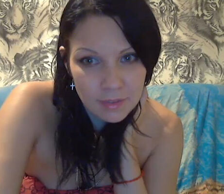  ,   Marina, 33 ,   