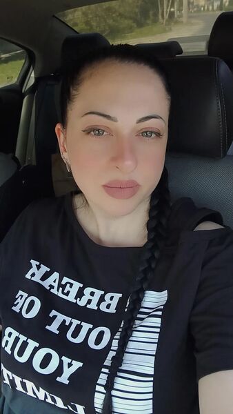  --,   , 33 ,  