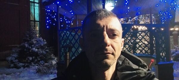  ,   Alex, 40 ,   ,   , c 