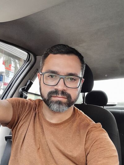  --,   Martins, 43 ,   ,   