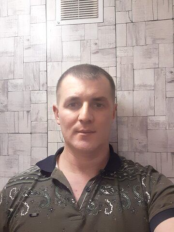  ,   Alex, 37 ,   ,   