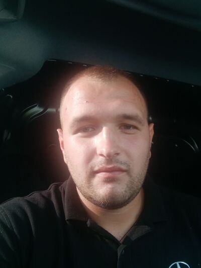  ,   Artem, 26 ,   ,   