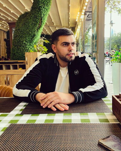  ,   Tamerlan, 32 ,   ,   , c , 
