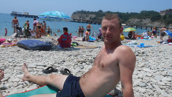  ,   Sergey, 40 ,   