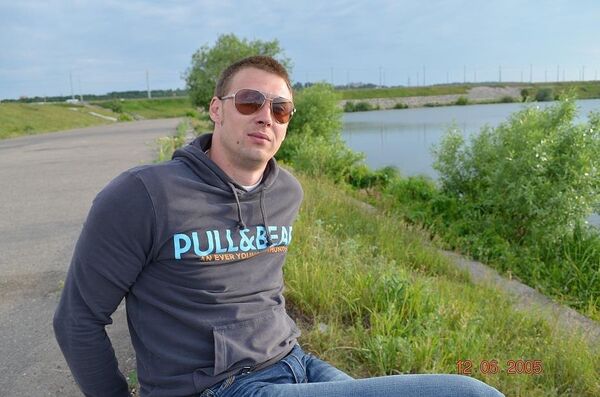  ,   ARTUR, 42 ,   