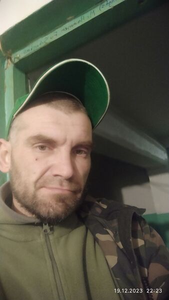  ,   Yuriy, 41 ,   ,   , c , 