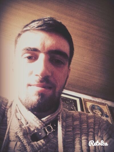  ,   Ivan, 32 ,   