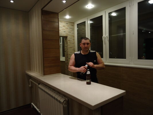  ,   Alexandru, 42 ,   ,   , c 