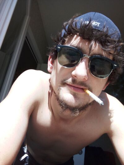  ,   Constantin, 27 ,   ,   