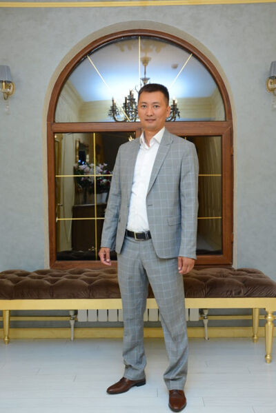  ,   Meyirkhan, 43 ,   ,   