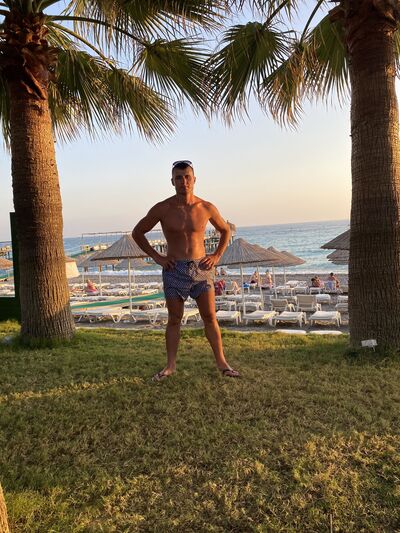  ,   Maxim, 29 ,   ,   