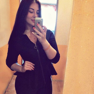  ,   Kris, 28 ,   
