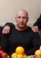  ,   Tim, 41 ,  