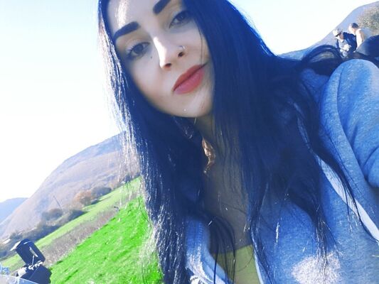  ,   Kira, 32 ,   ,   , c 