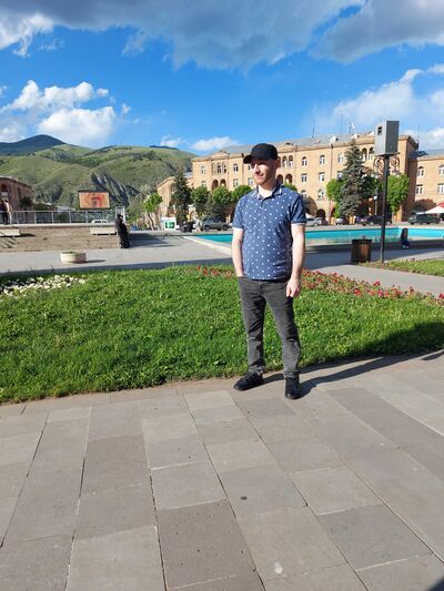  ,   Arman, 39 ,   ,   , c 