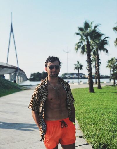  ,   Mika, 33 ,   ,   , c , 