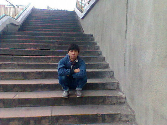  ,   Nursultan, 35 ,   ,   , c , 