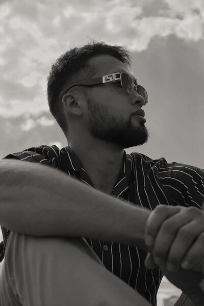  ,   Rafael, 27 ,   ,   , c , 
