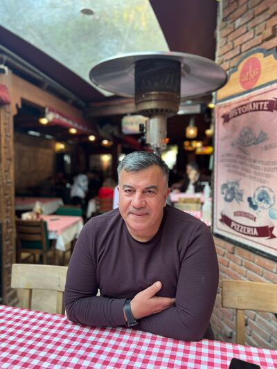  ,   Erik, 49 ,   ,   