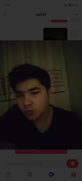  ,   Elyas, 21 ,   ,   
