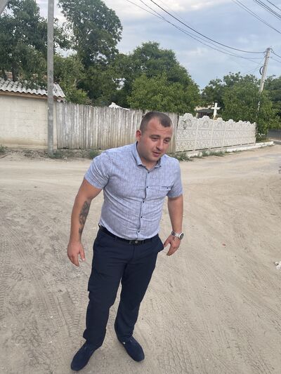  ,   ADRIAN, 28 ,   ,   