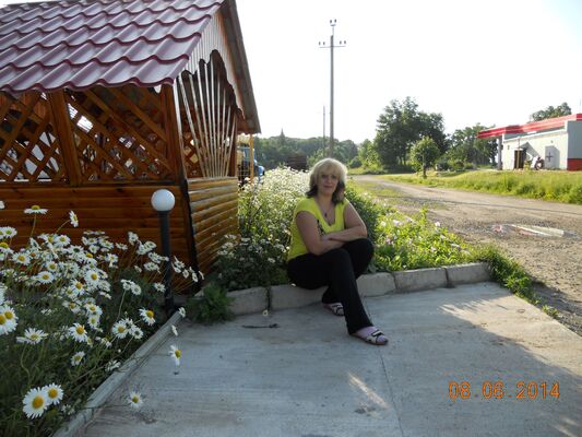  ,   Lina, 42 ,  