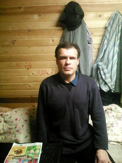  ,   Viktor, 48 ,   ,   , c , 