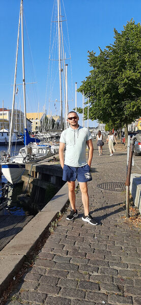  ,   Taras, 39 ,   ,   , c 
