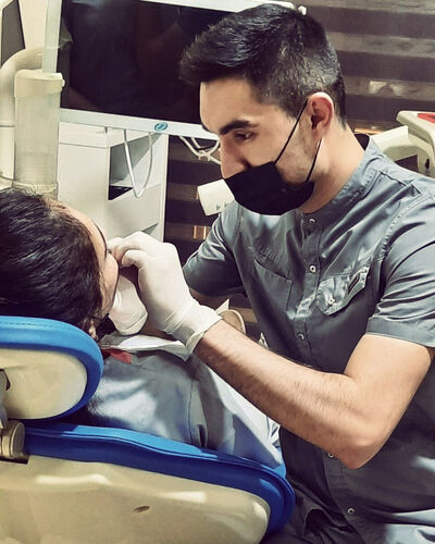  ,   Dr Socrano, 31 ,   ,   