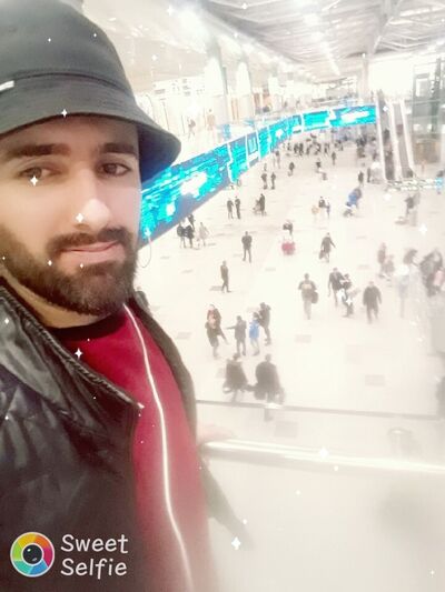  Abbots Langley,   Nurali, 36 ,   ,   